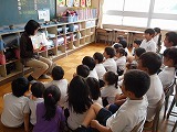 読み聞かせの画像