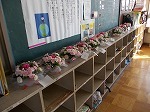 3年生の教室、廊下の画像