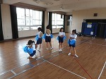 ポンポン隊の練習の画像