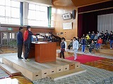 卒業式の練習の画像
