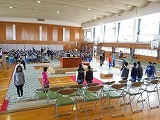 卒業式の練習の画像