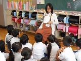 読み聞かせの画像
