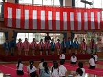 1・2年生全校茶会出し物練習の画像