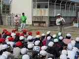 校内茶摘みの画像