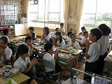 給食指導の画像