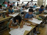 通知表の配付と夏休みの準備の画像
