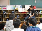読み聞かせの画像