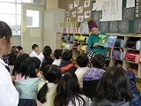 読み聞かせの画像