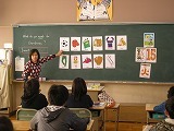外国語活動の授業の画像