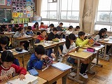 読み聞かせと読書の画像