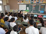 読み聞かせの画像