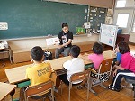 読み聞かせの画像