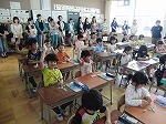 1年生授業参観・親子給食の画像