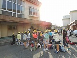 修学旅行へ出発の画像