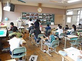 絵をかく会の画像