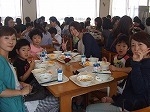 1年生授業参観・親子給食の画像