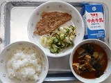 栄養士による給食指導の画像