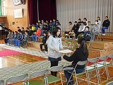 卒業式の練習の画像