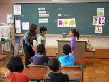 外国語活動の授業の画像