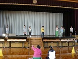 学芸会の練習の画像