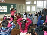 外国語活動の授業の画像