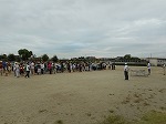 みんなで草取りの画像