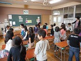 外国語活動の授業の画像
