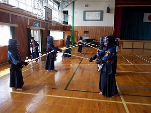ソフトボール部練習試合・剣道部練習の画像