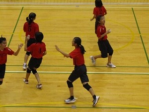 小学校体育大会・バレー決勝トーナメントの画像