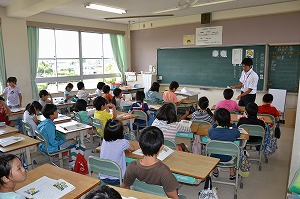授業参観・学校保健委員会・教育講演会の画像